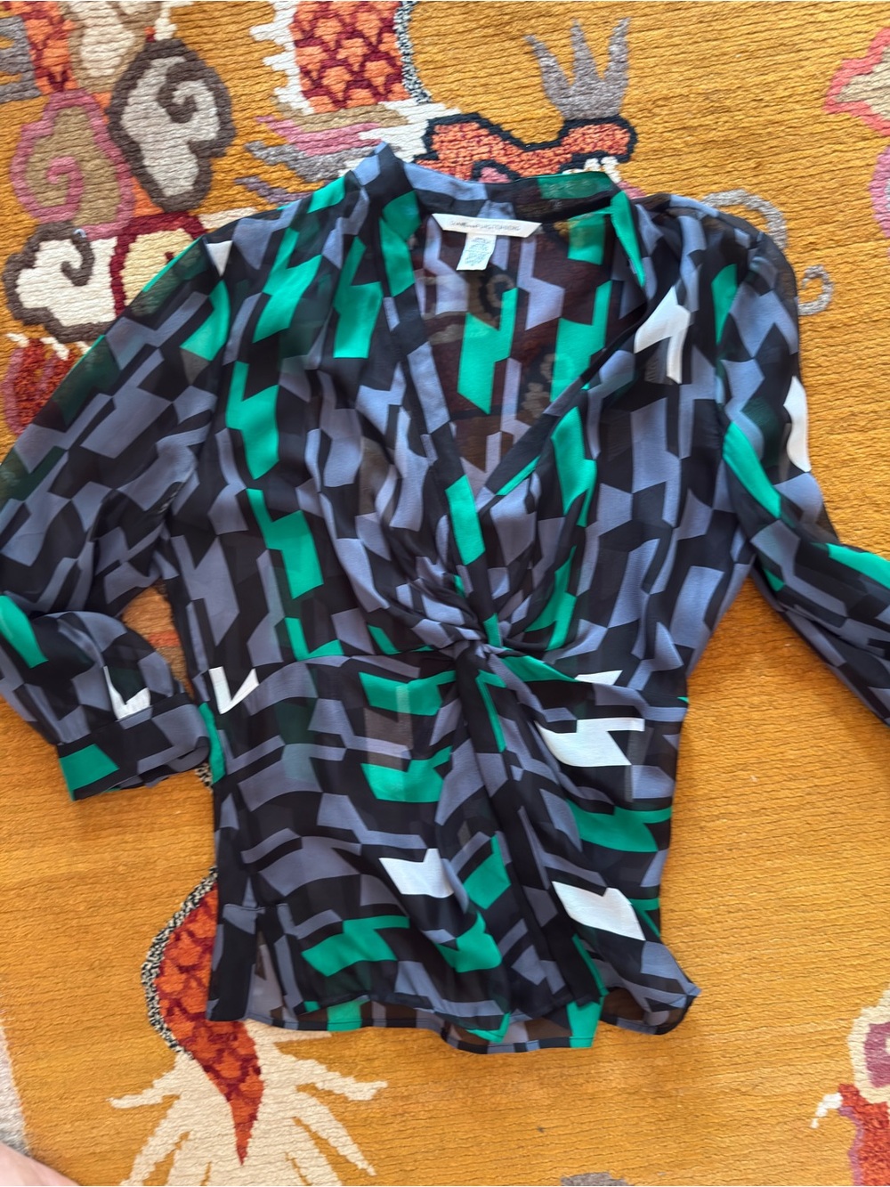 Diane von Furstenberg Green Geometric Twist-Front Blouse 12
